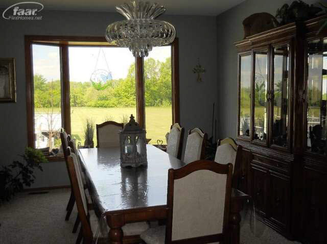 4239 North Oak Road Davison, MI 48423 - Photo 7 of 75 21122469-6.JPG