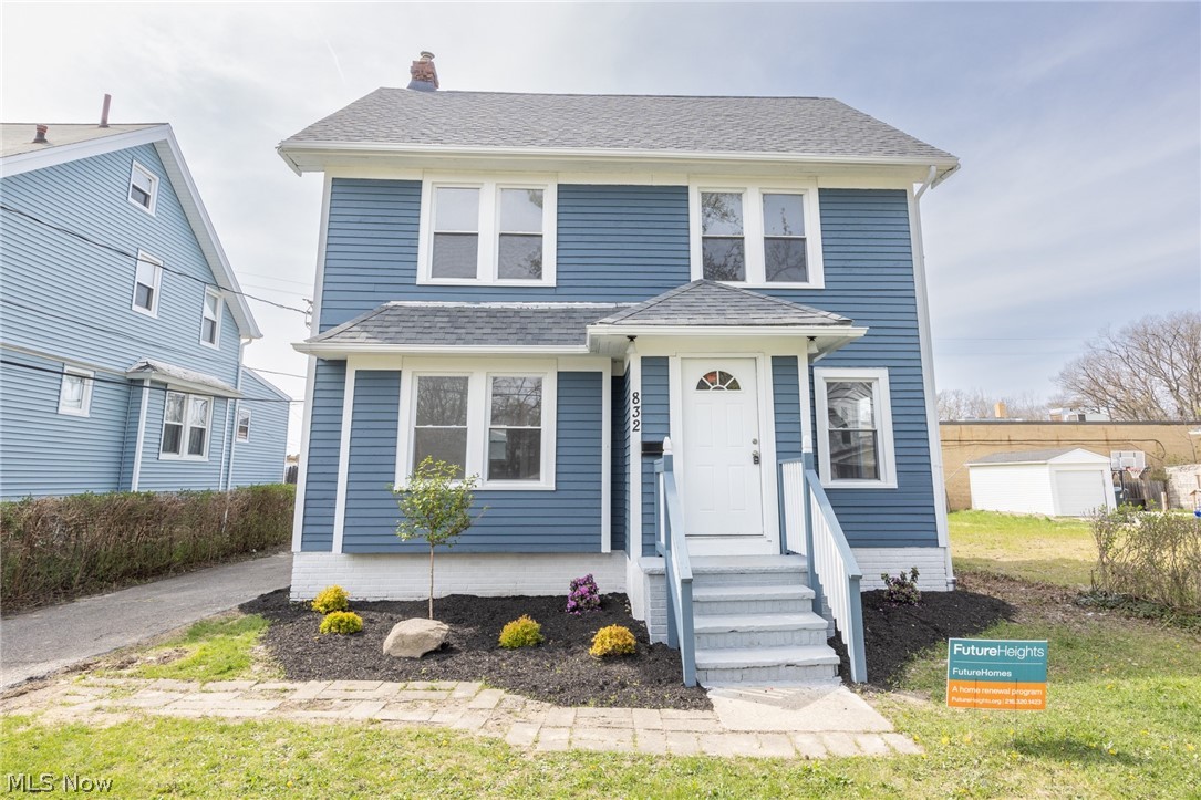 832 Woodview Road Cleveland, OH 44121 - Photo 1 of 25 Gallery Image 1