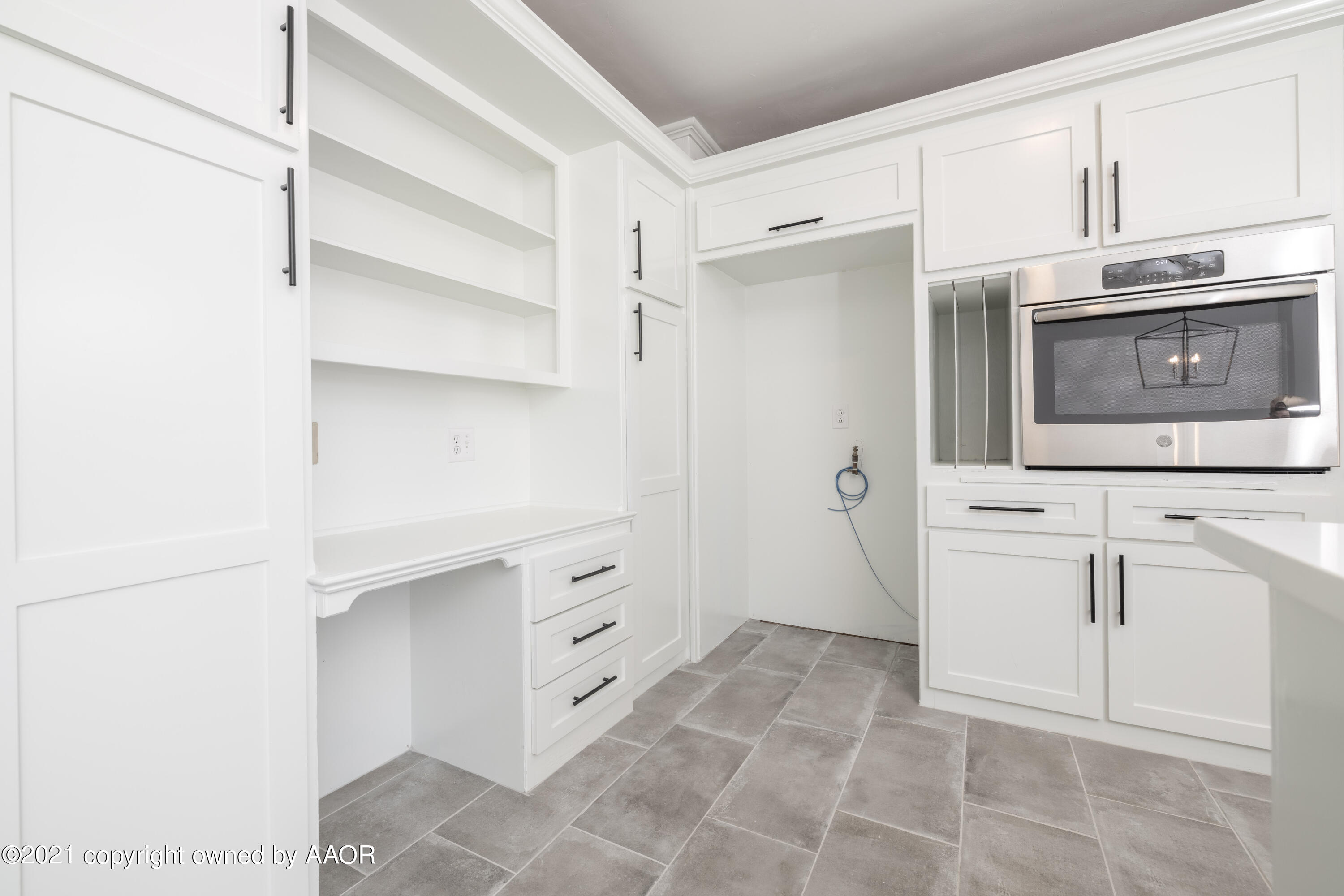 3913 Kileen Drive Amarillo, TX 79109 - Photo 13 of 38 Kitchen
