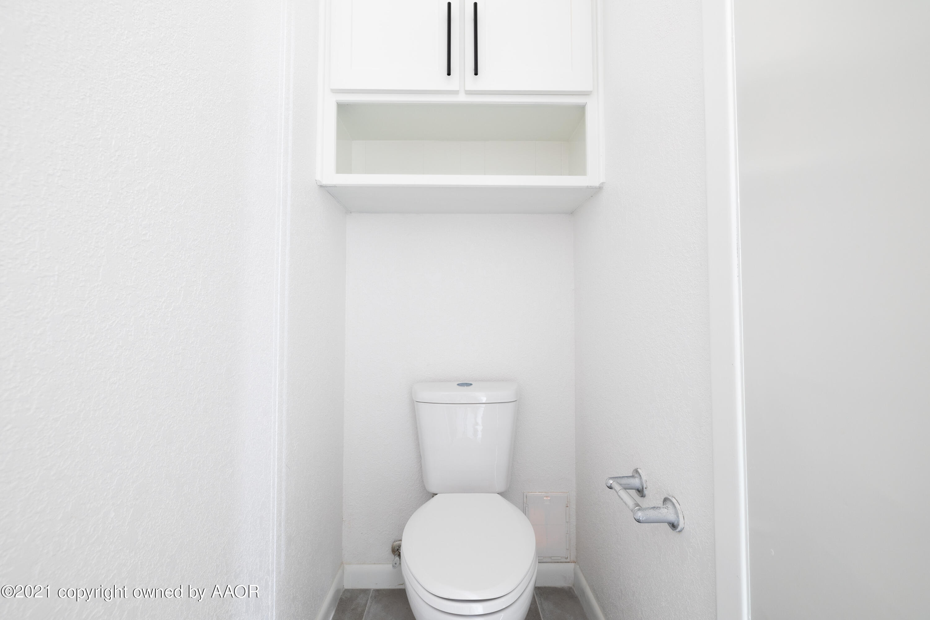 3913 Kileen Drive Amarillo, TX 79109 - Photo 22 of 38 Half Bath