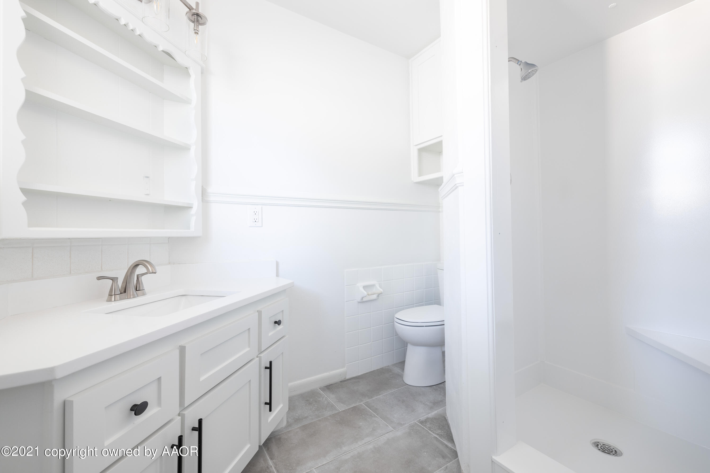 3913 Kileen Drive Amarillo, TX 79109 - Photo 34 of 38 Master Bathroom