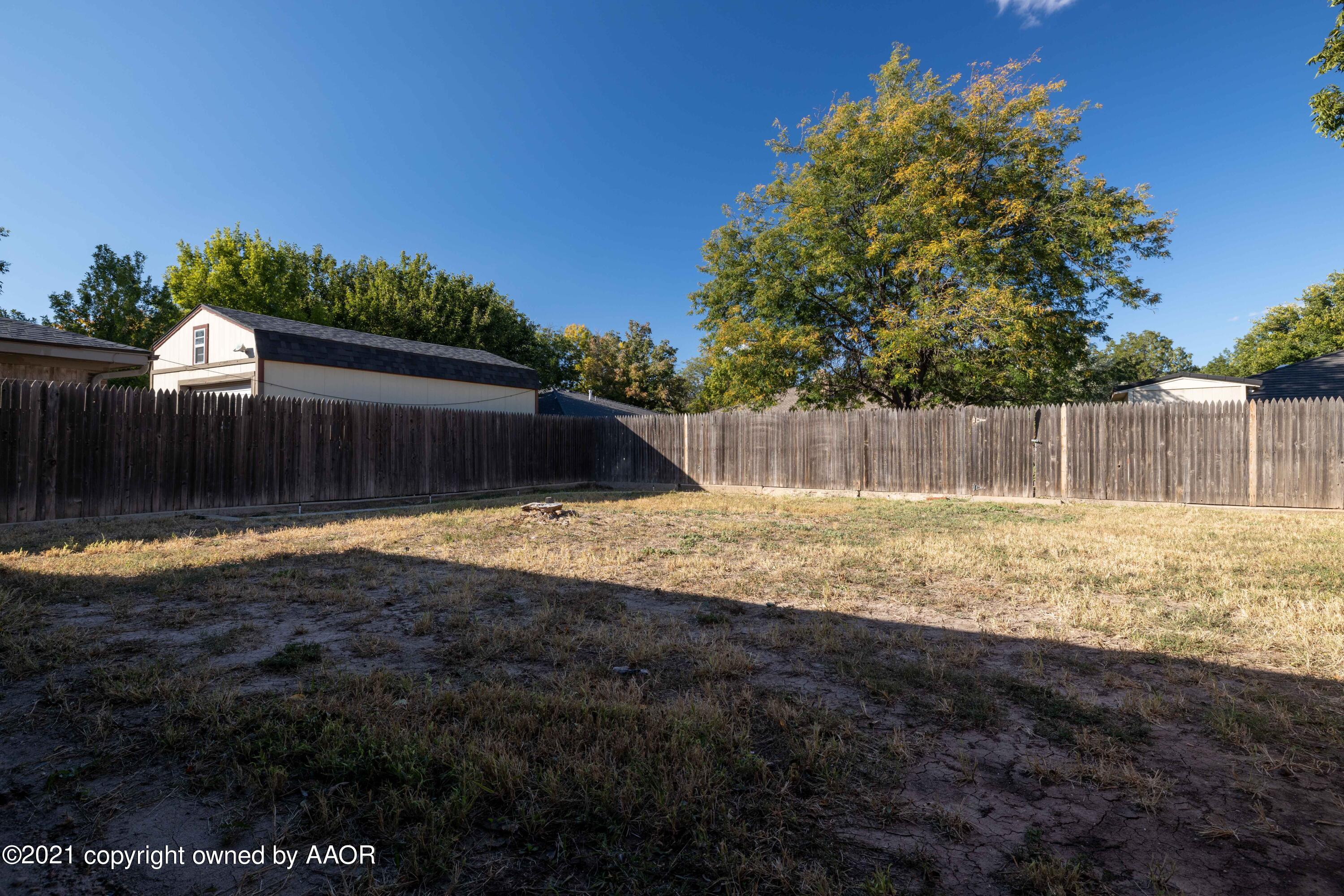 3913 Kileen Drive Amarillo, TX 79109 - Photo 35 of 38 Backyard