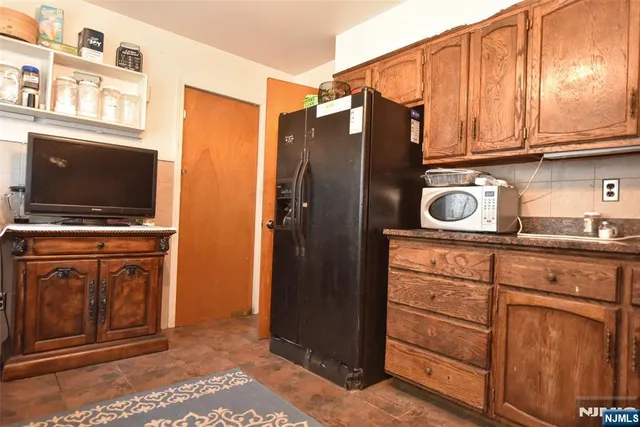 $599,000 | 181 Pleasant Valley Way, West Orange, NJ 07052