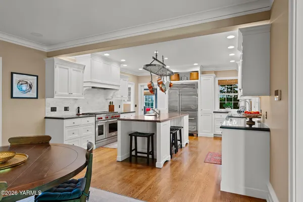 $1,600,000 | 1909 West Chestnut Avenue, Yakima, WA 98902