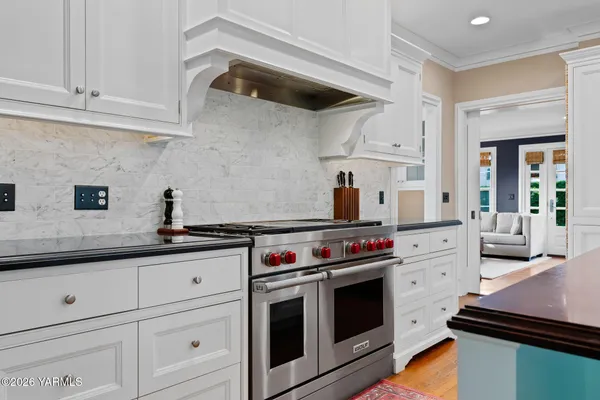 $1,600,000 | 1909 West Chestnut Avenue, Yakima, WA 98902