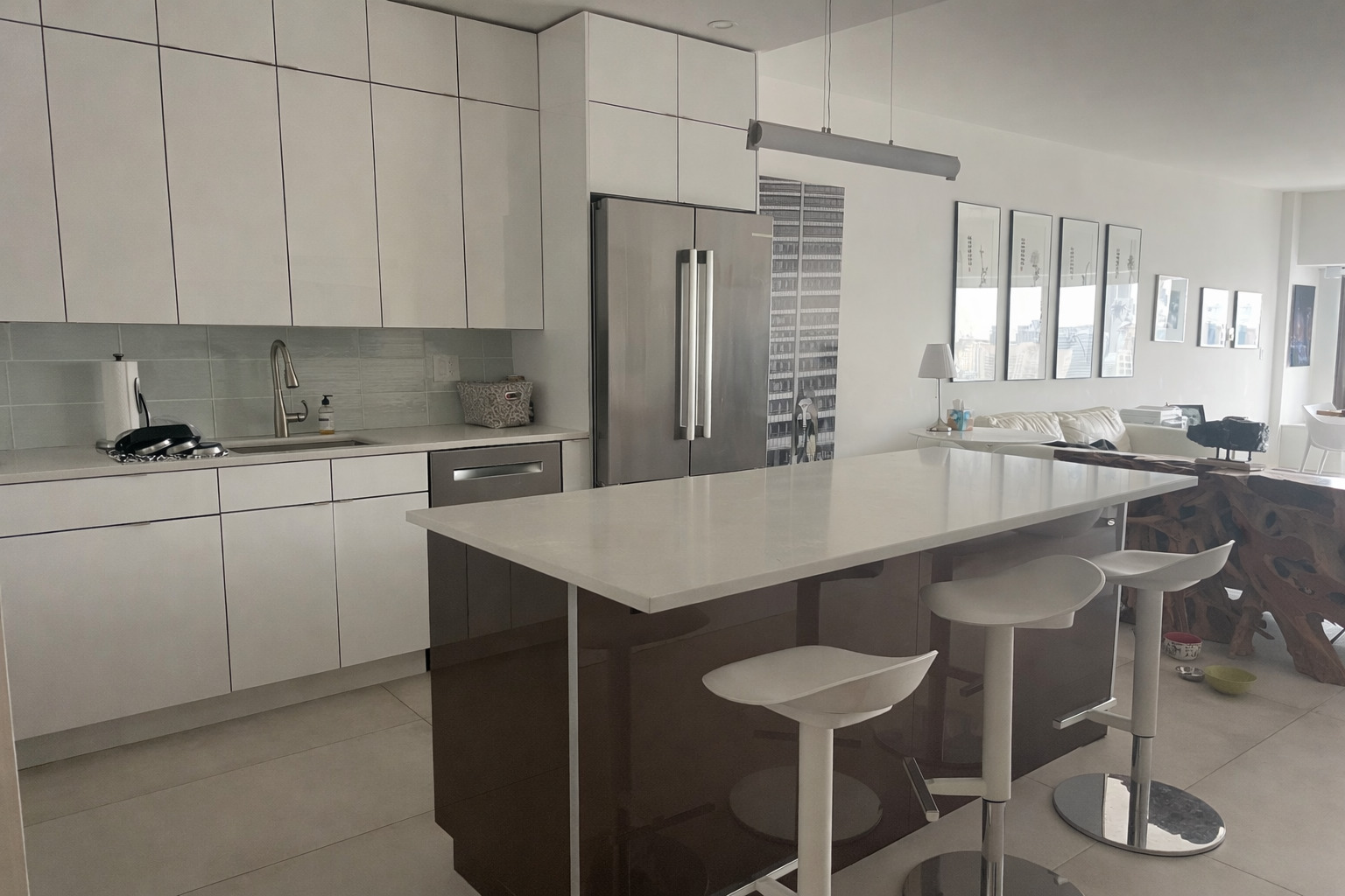 175 East Delaware Place, Unit 4723 Chicago, IL 60611 - Photo 4 of 26