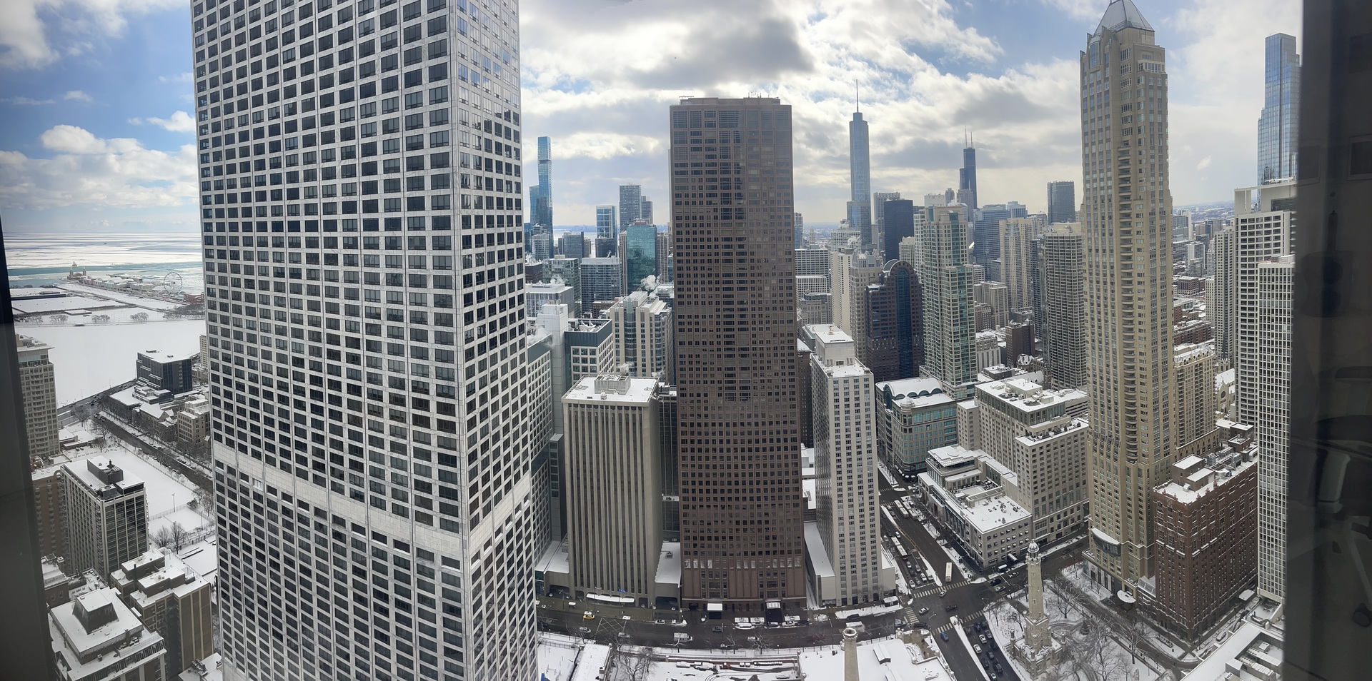 175 East Delaware Place, Unit 4723 Chicago, IL 60611 - Photo 8 of 26 a city view