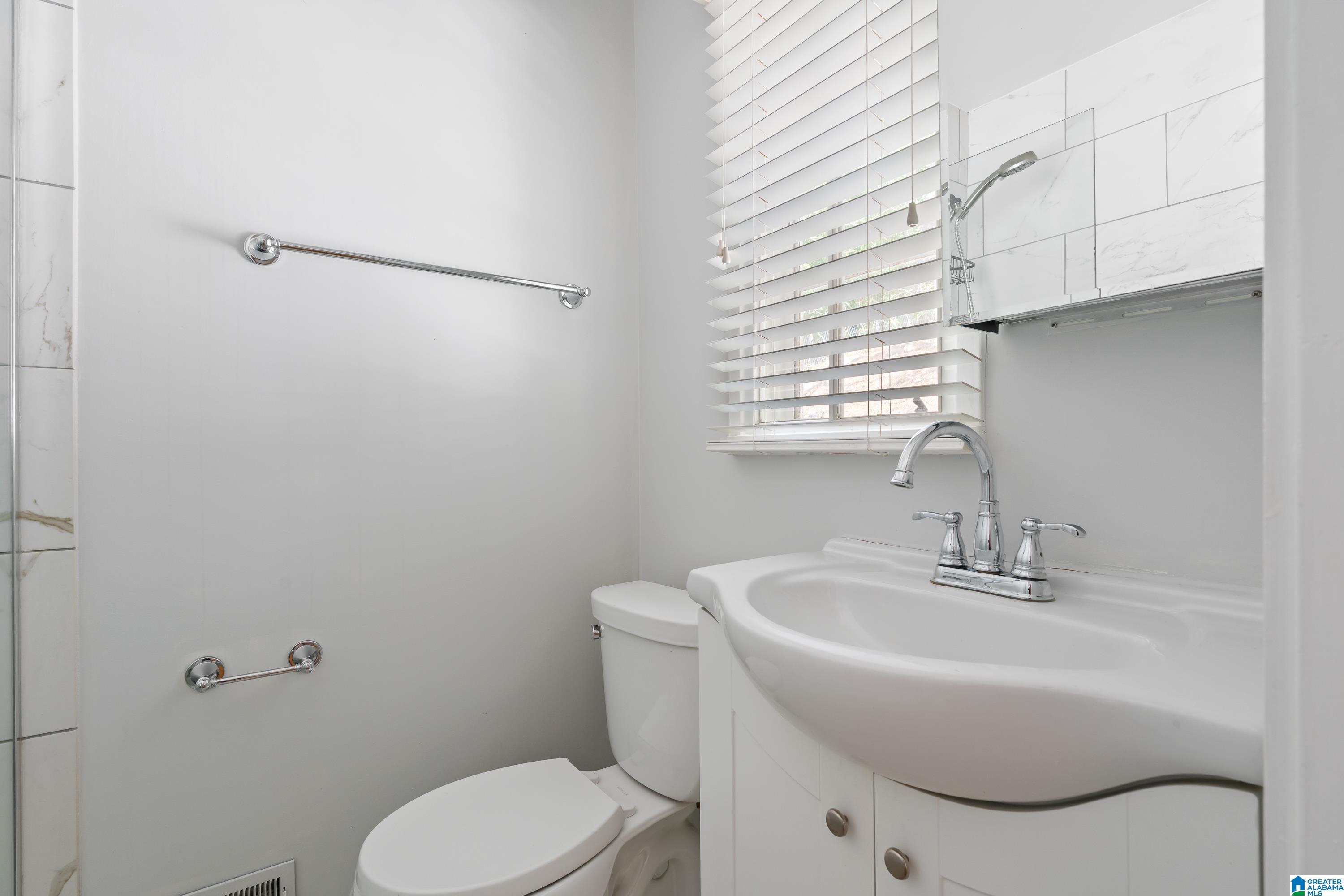 1908 Saulter Road Birmingham, AL 35209 - Photo 20 of 32