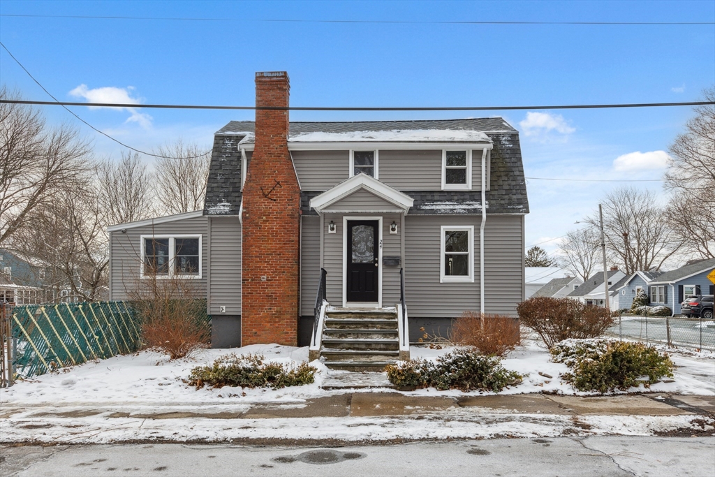 24 Leech Street Beverly, MA 01915 - Photo 1 of 15