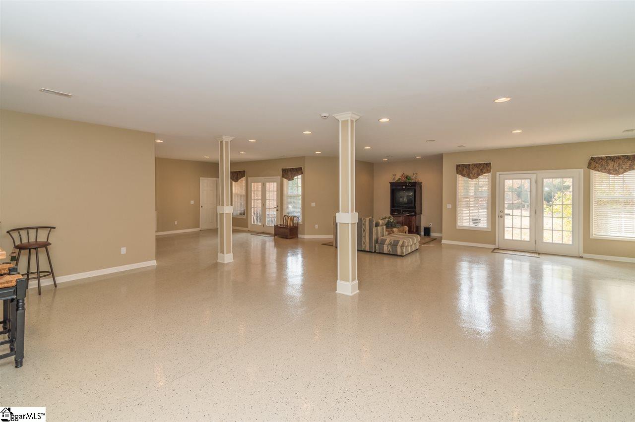 105 Lantern Ridge Drive Easley, SC 29642 - Photo 29 of 36 Gallery Image 29