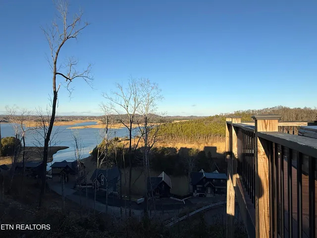 $625,000 | 1367 Lk Hvn Way, Sevierville, TN 37876