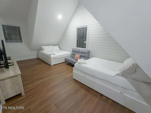 $625,000 | 1367 Lk Hvn Way, Sevierville, TN 37876