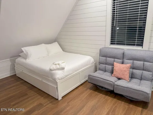 $625,000 | 1367 Lk Hvn Way, Sevierville, TN 37876