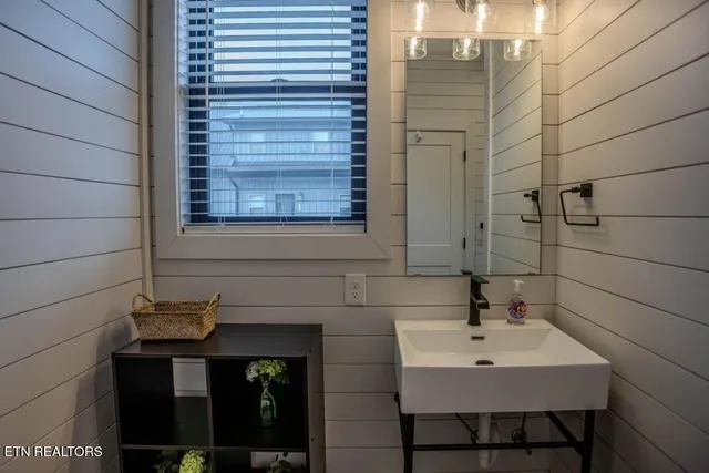 $625,000 | 1367 Lk Hvn Way, Sevierville, TN 37876