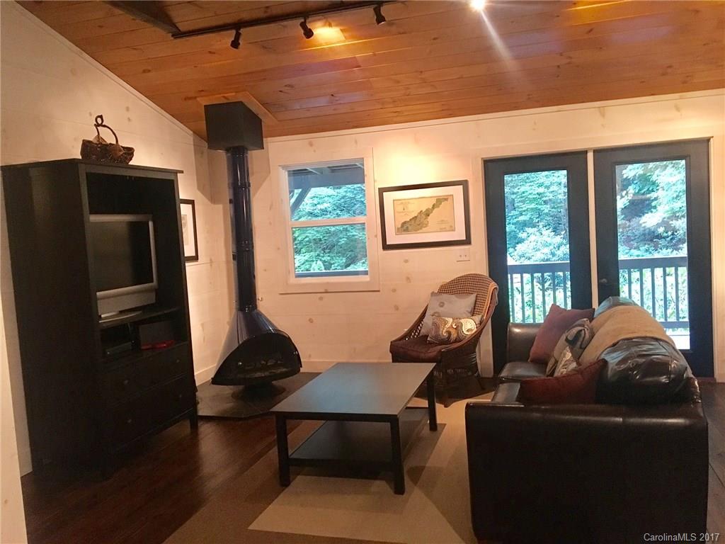 408 Lance Road Cashiers, NC 28717 - Photo 8 of 24 Gallery Image 8
