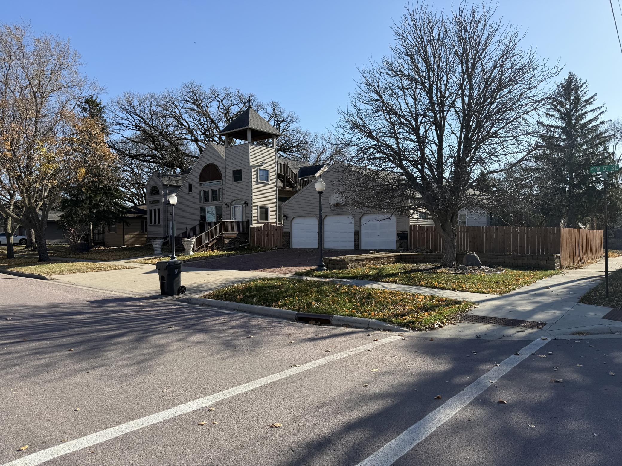 227 West 5th Street Mankato, MN 56001 - Photo 4 of 46