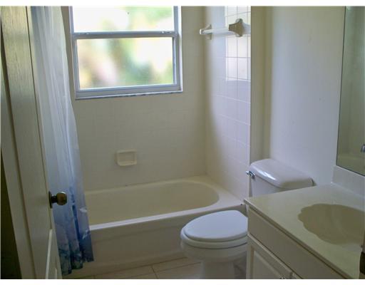 2630 Southwest Regency Road Stuart, FL 34997 - Photo 14 of 21 Gallery Image 14