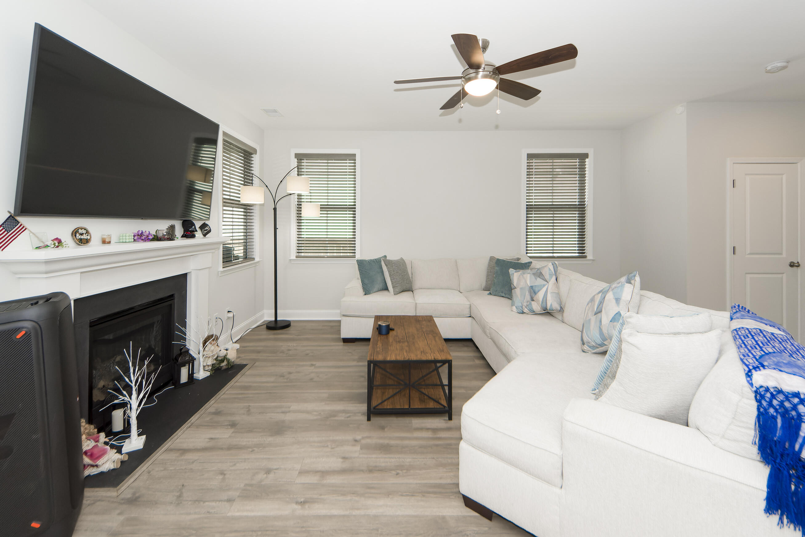 110 Forest Springs Road Moncks Corner, SC 29461 - Photo 5 of 48 05