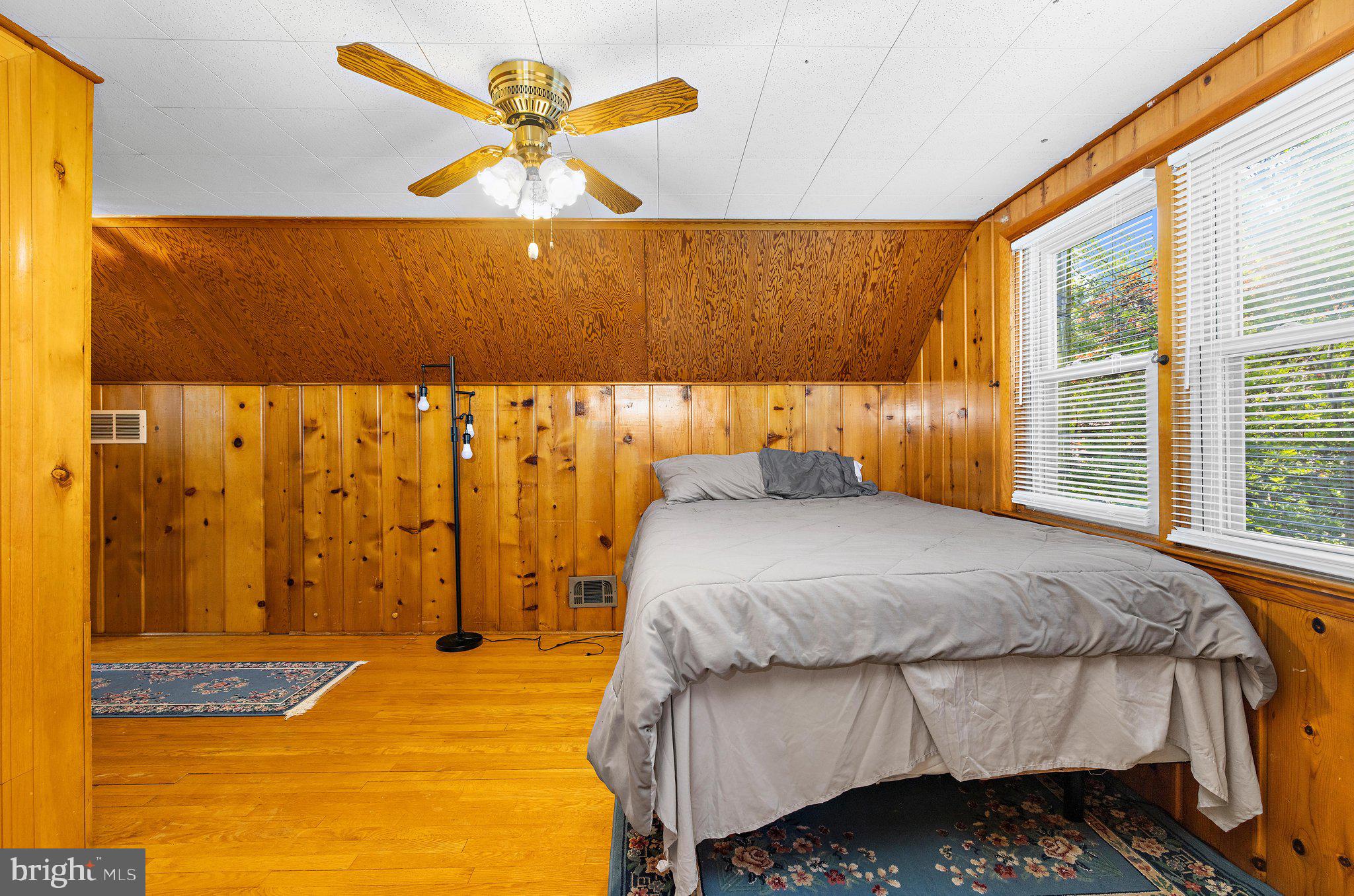 205 7th Avenue Baltimore, MD 21225 - Photo 23 of 61