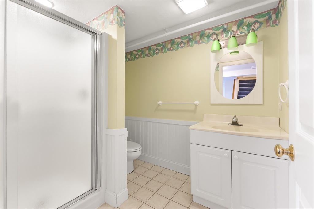 48 Taylor Street Needham, MA 02494 - Photo 23 of 35