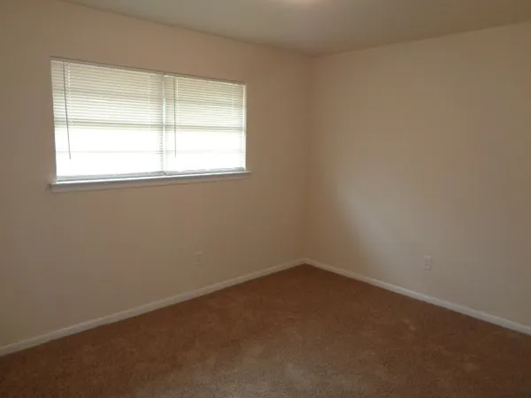 $900 | 701 Foster Drive, Unit 2, Conroe, TX 77301