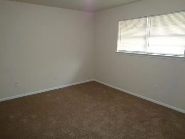 $900 | 701 Foster Drive, Unit 2, Conroe, TX 77301