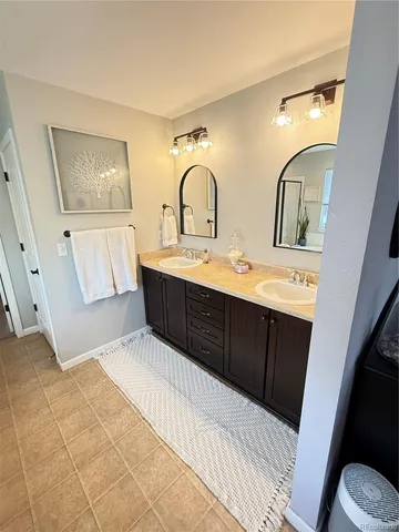 $3,800 | 25170 East Ottawa Drive, Aurora, CO 80016