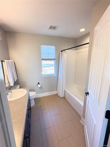 $3,800 | 25170 East Ottawa Drive, Aurora, CO 80016