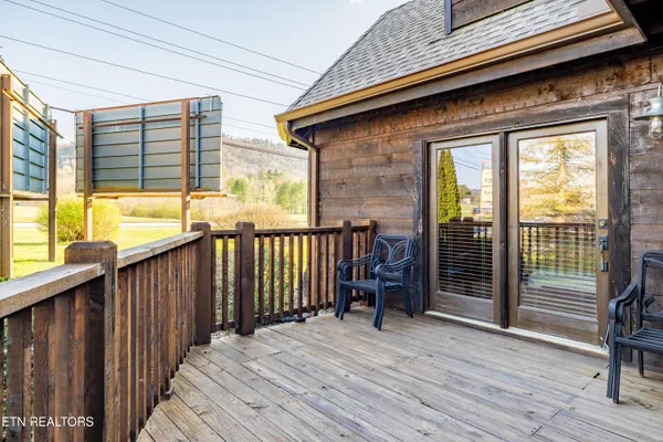 $844,900 | 7835 East Lamar Alexander Parkway, Townsend, TN 37882