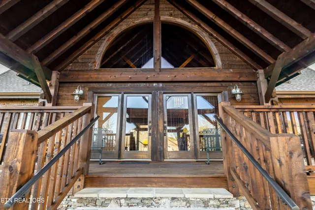 $844,900 | 7835 East Lamar Alexander Parkway, Townsend, TN 37882