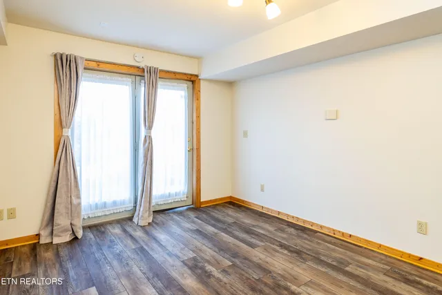 $844,900 | 7835 East Lamar Alexander Parkway, Townsend, TN 37882