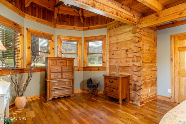 $844,900 | 7835 East Lamar Alexander Parkway, Townsend, TN 37882