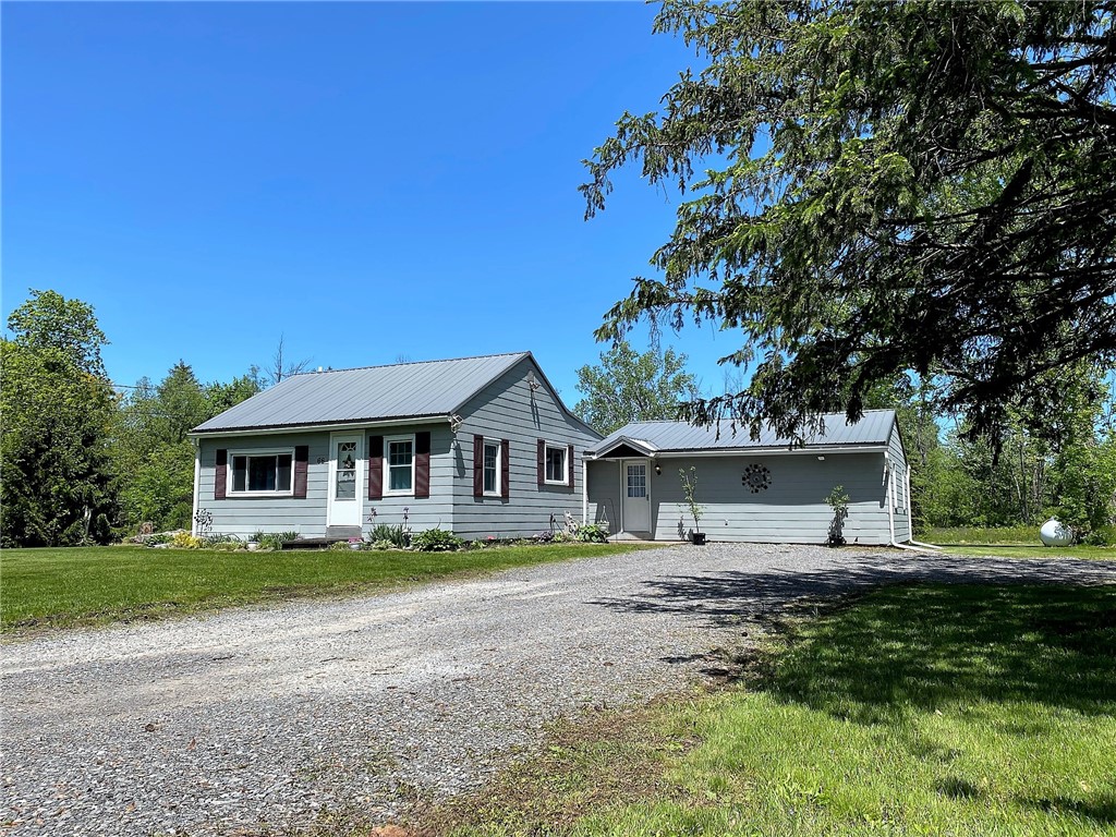 66 Gilmore Road Clarkson, NY 14420 - Photo 3 of 43