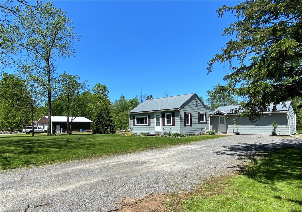 66 Gilmore Road Clarkson, NY 14420 - Photo 5 of 43