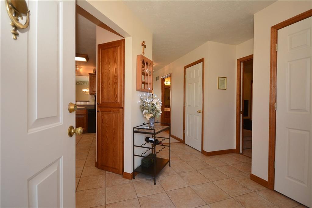 Timeless Oak trim and baseboards throughout this home with a great amount of storage space.