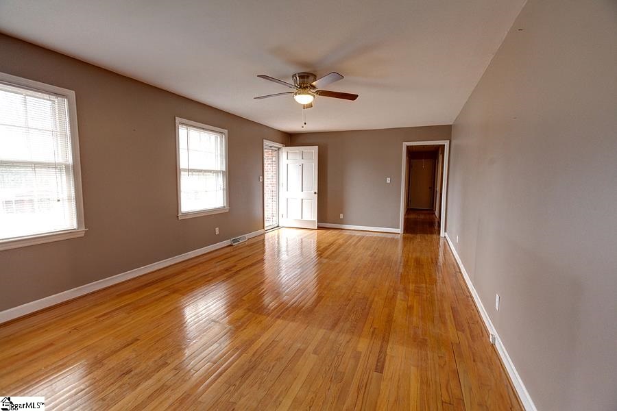 108 Roe Street Greer, SC 29651 - Photo 3 of 20 Gallery Image 3