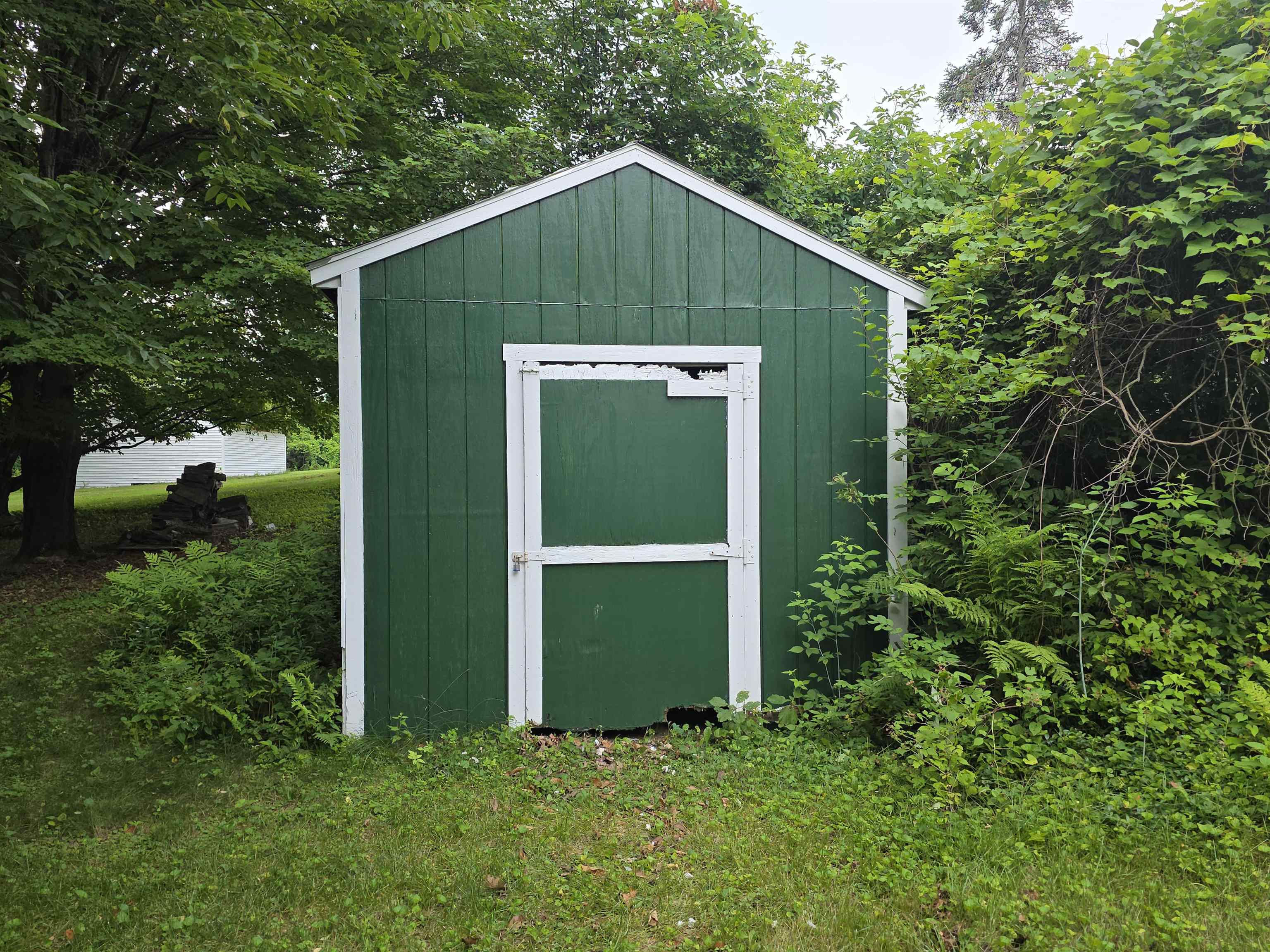 84 Hunter Street Springfield, VT 05156 - Photo 6 of 31