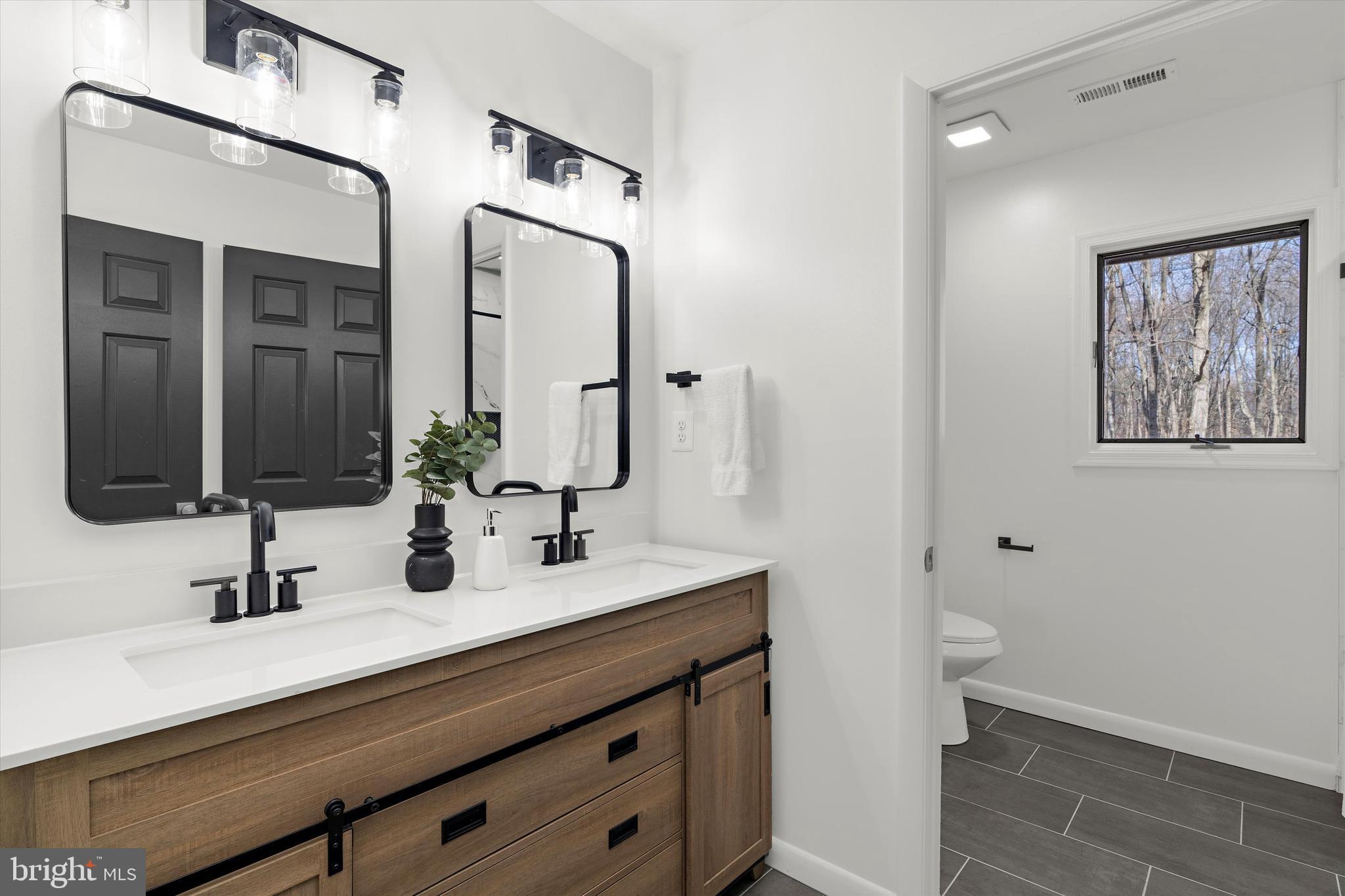 1439 Dicus Mill Road Severn, MD 21144 - Photo 37 of 91 2nd Floor A Hall Bath