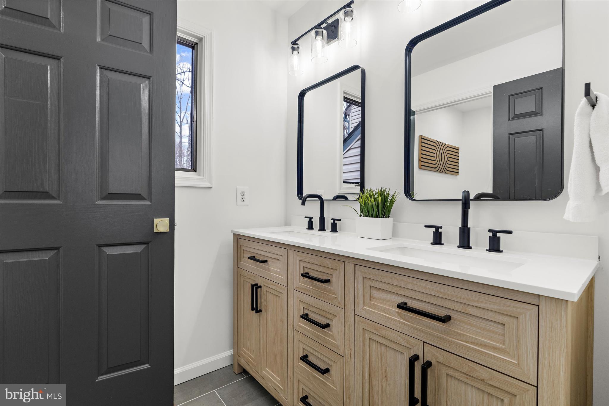 1439 Dicus Mill Road Severn, MD 21144 - Photo 44 of 91 2nd Floor B Hall Bath