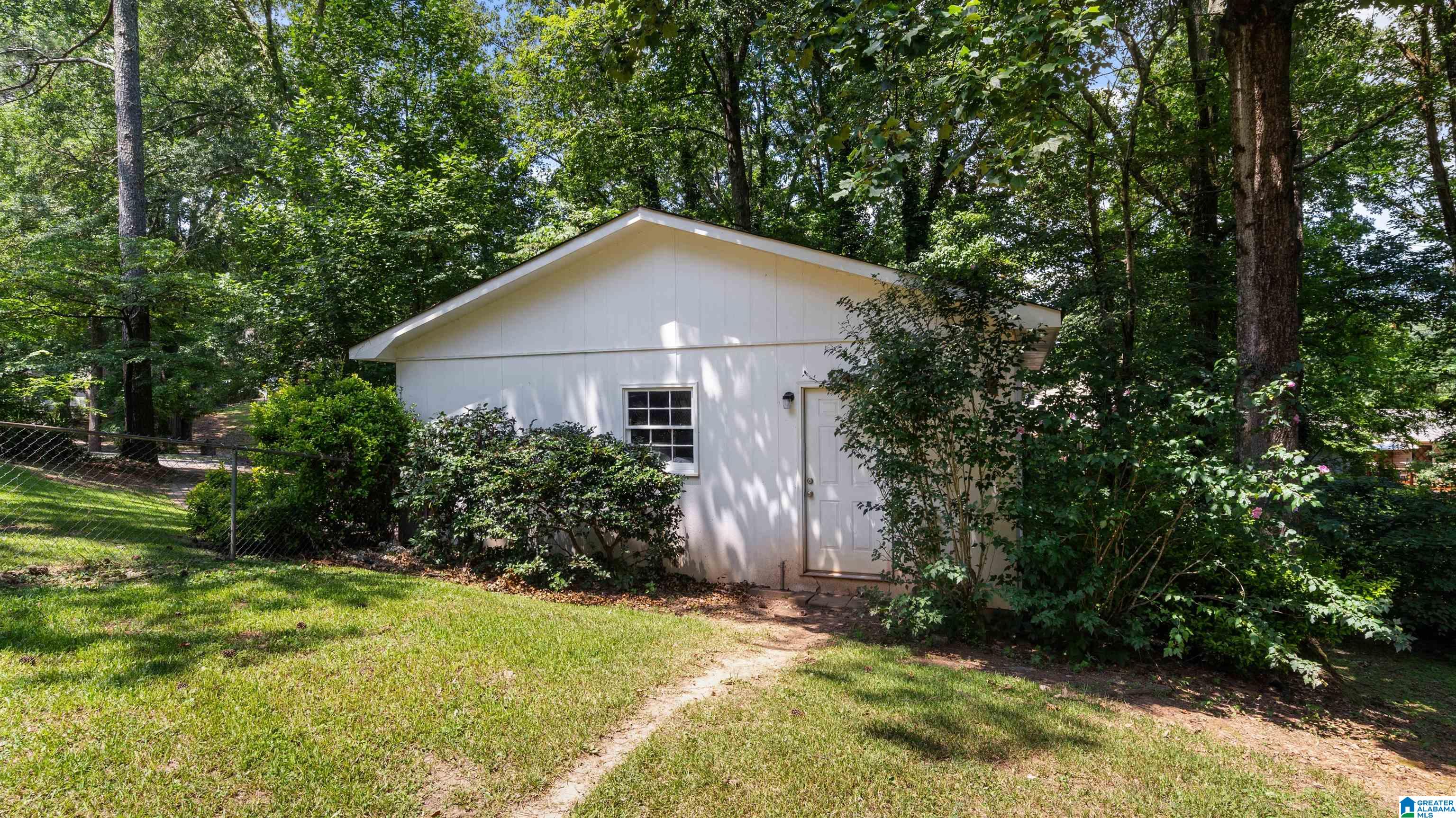 125 Windy Hill Road Rainbow City, AL 35906 - Photo 32 of 38