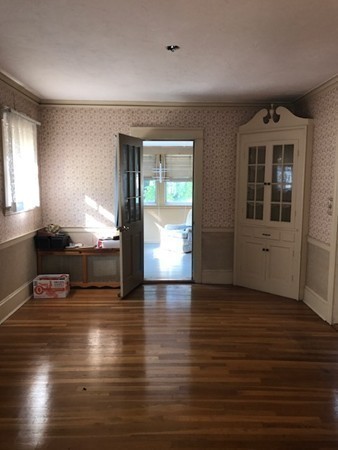 27 Longfellow Road Worcester, MA 01602 - Photo 10 of 25 Gallery Image 10