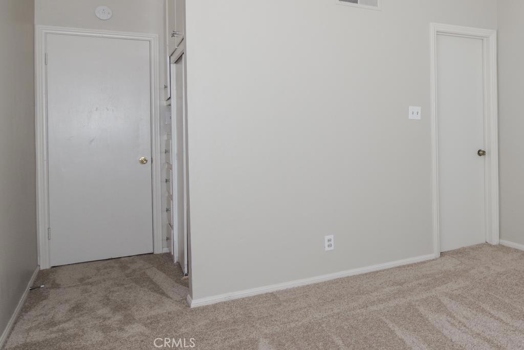 800 North Valencia Drive Colton, CA 92324 - Photo 18 of 31