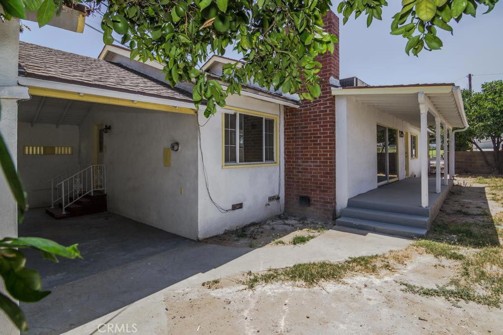 800 North Valencia Drive Colton, CA 92324 - Photo 26 of 31