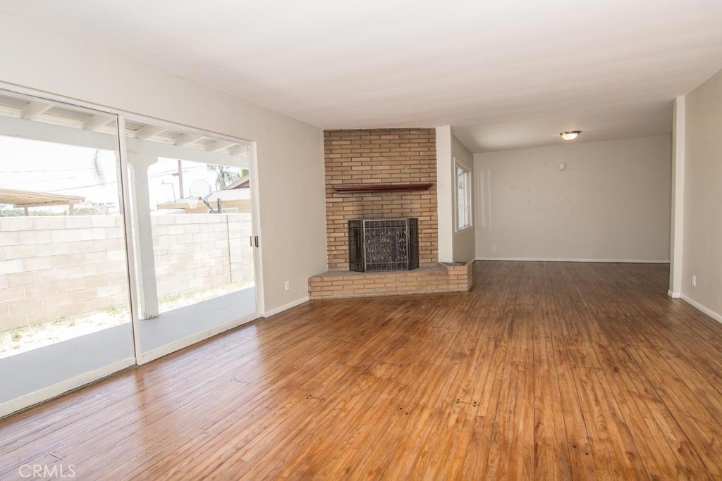 800 North Valencia Drive Colton, CA 92324 - Photo 3 of 31