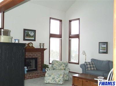 203 Hunters Ridge Auburn, IN 46706 - Photo 3 of 7 Gallery Image 3