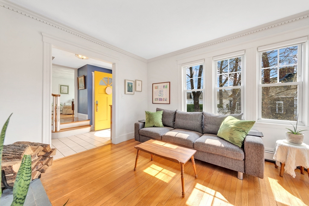 16 Wentworth Road Melrose, MA 02176 - Photo 7 of 41 Gallery Image 7