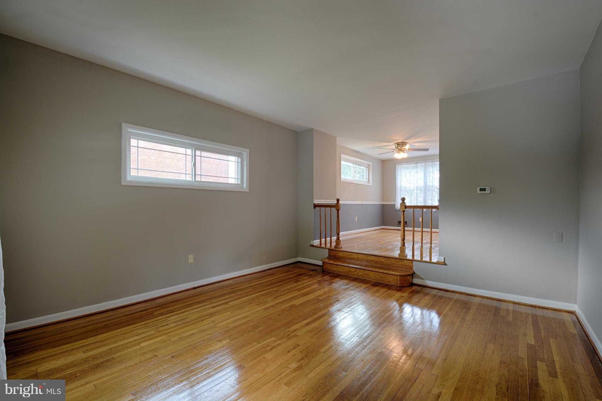 8551 Morven Road Baltimore, MD 21234 - Photo 5 of 30 Living Room