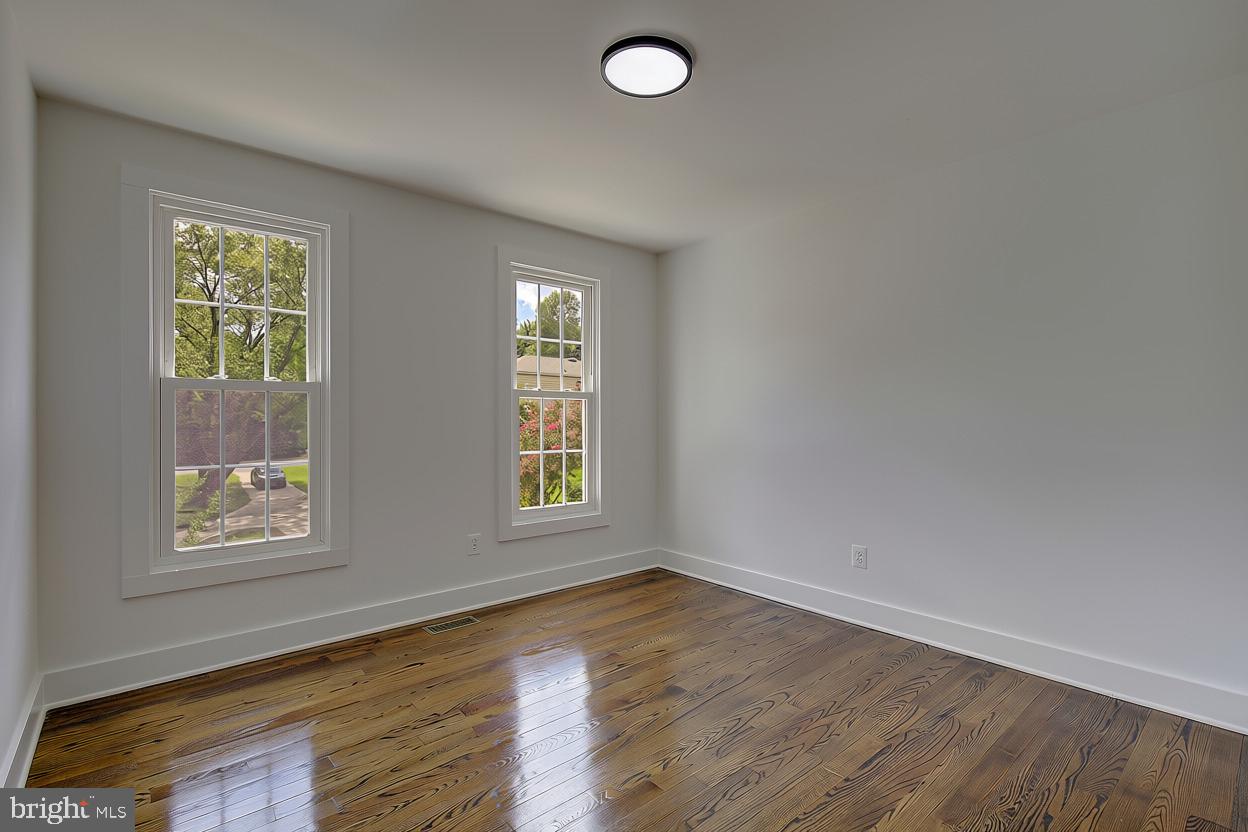 1107 Swan Creek Road Fort Washington, MD 20744 - Photo 34 of 72 Bright and airy bedroom with natural light.