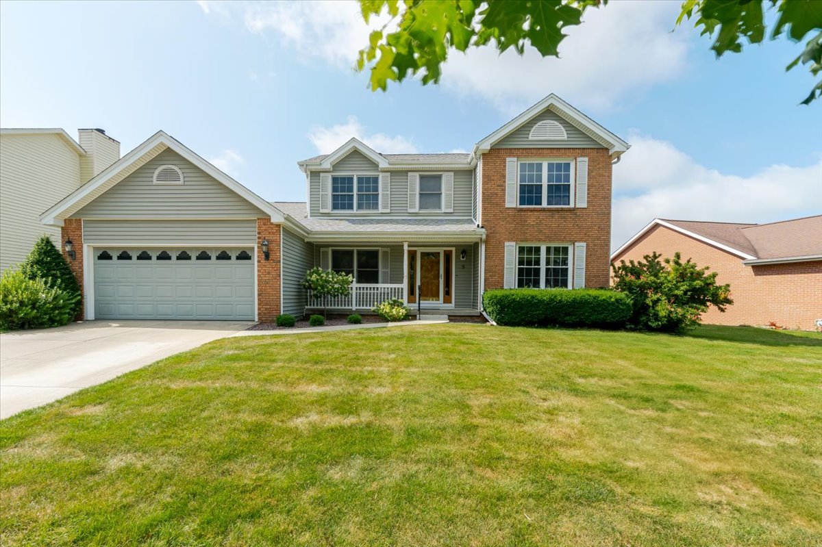 5 Chiswick Circle Bloomington, IL 61704 - Photo 1 of 45