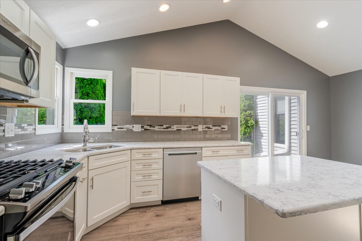 5 Chiswick Circle Bloomington, IL 61704 - Photo 22 of 45